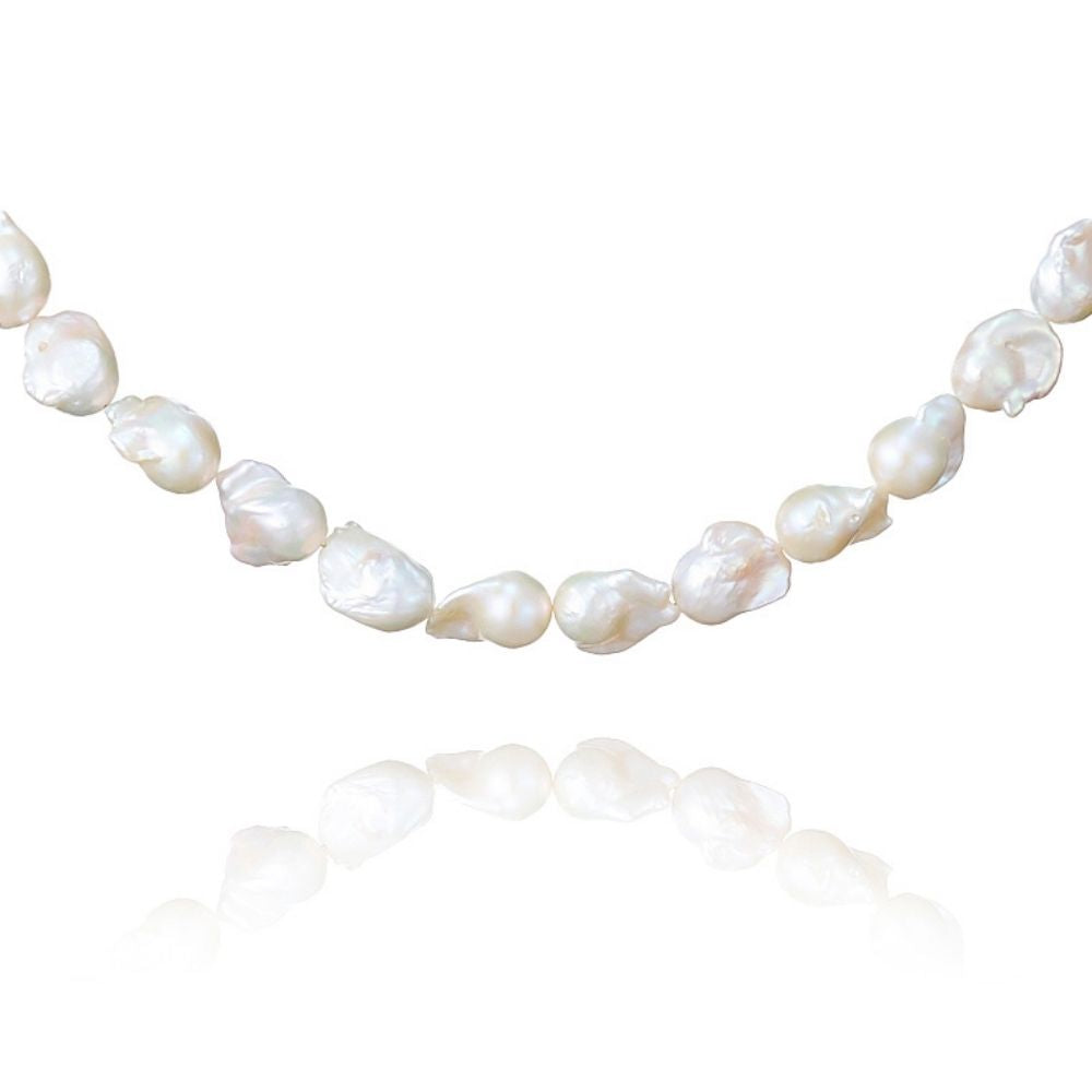 MAGNA Full Baroque Pearl Choker Necklace