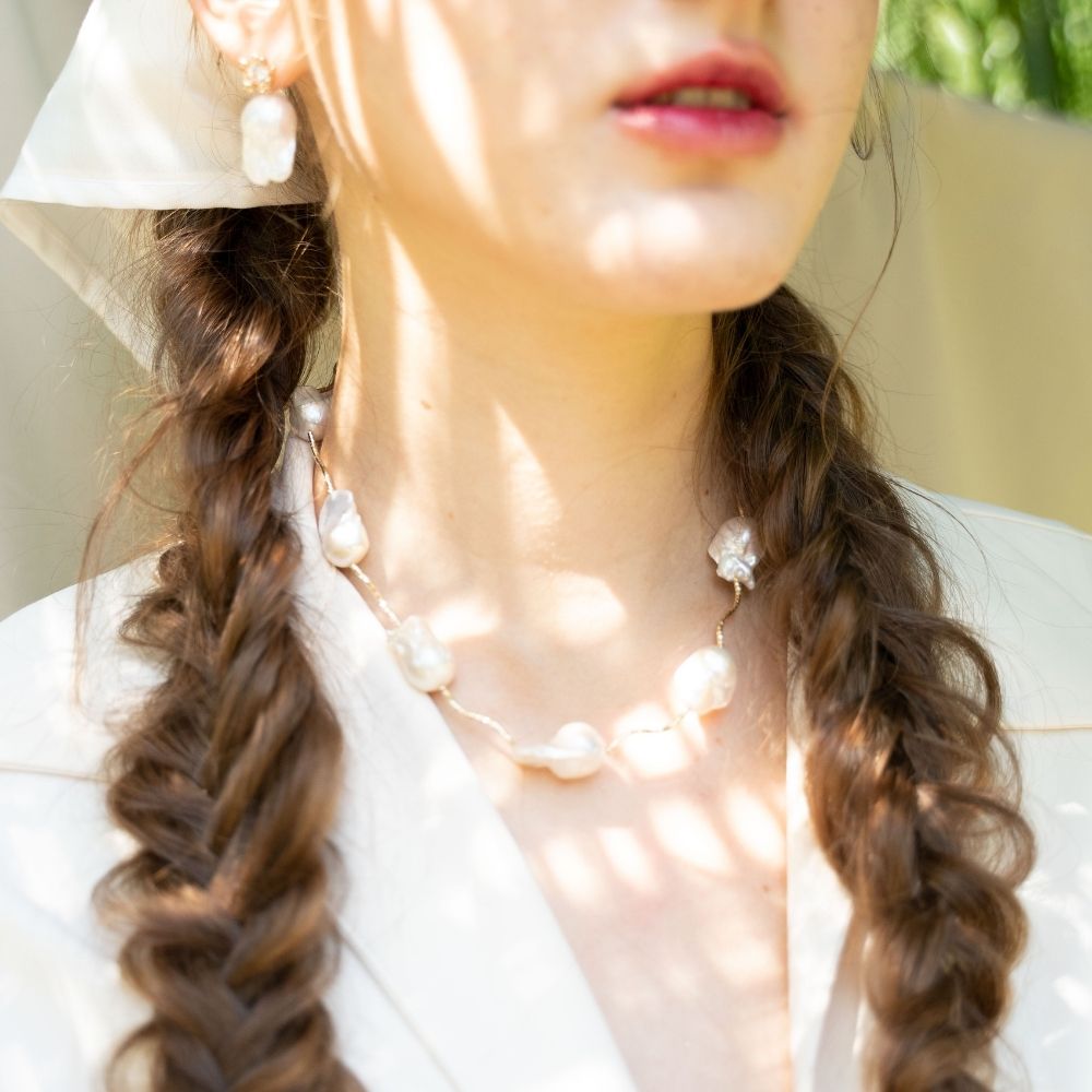 MINERVA Pearl Choker Necklace